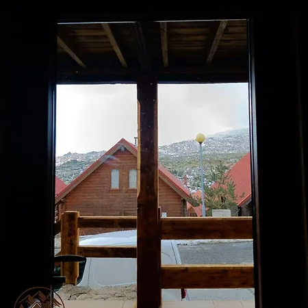 Chale Do Avo Chico Penhas Da Saude 木屋