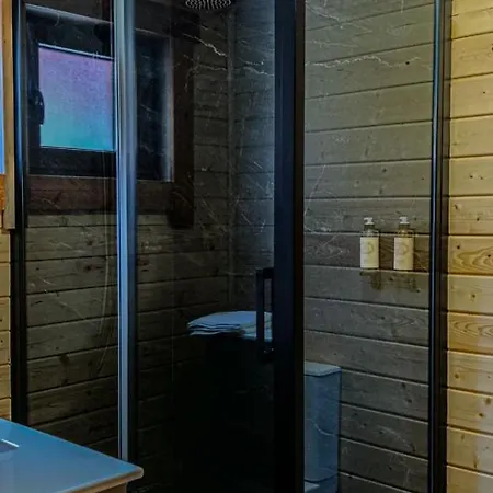 Chale Do Avo Chico Penhas Da Saude 木屋