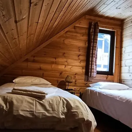 Chale Do Avo Chico Penhas Da Saude Cortes do Meio