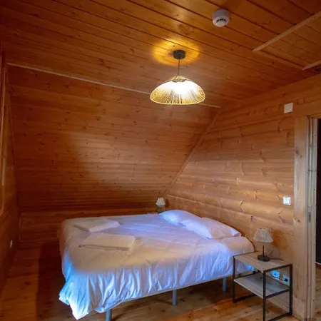 Chale Do Avo Chico Penhas Da Saude 木屋