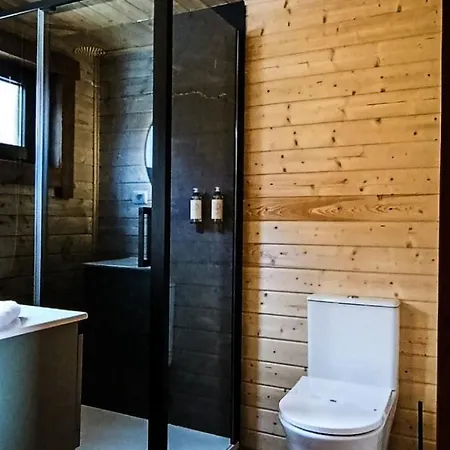 Chale Do Avo Chico Penhas Da Saude * Cortes do Meio