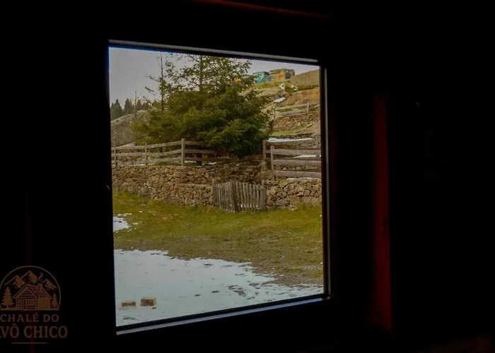 Chale Do Avo Chico Penhas Da Saude Cortes do Meio