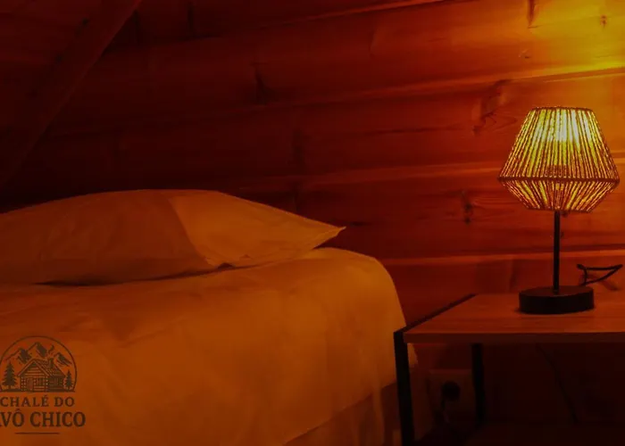 Chalé Chale Do Avô Chico Penhas Da Saúde Cortes do Meio