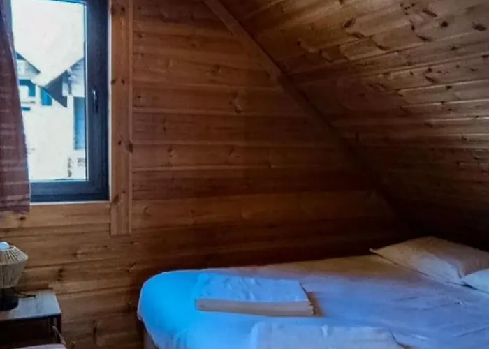 Chale Do Avo Chico Penhas Da Saude Alpesi faház