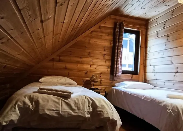 Chale Do Avo Chico Penhas Da Saude Cortes do Meio