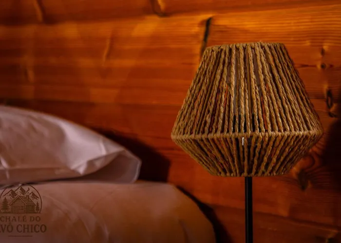 Chale Do Avo Chico Penhas Da Saude Cortes do Meio