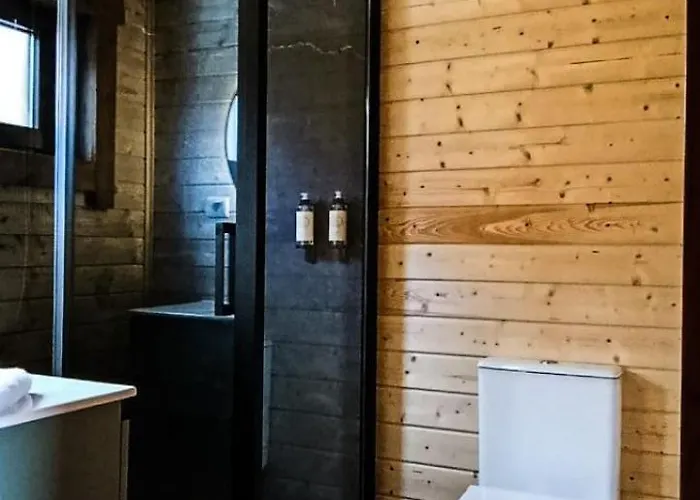 Chale Do Avo Chico Penhas Da Saude * Cortes do Meio